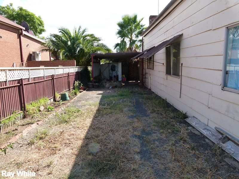 3 Barton Street, Forbes NSW 2871