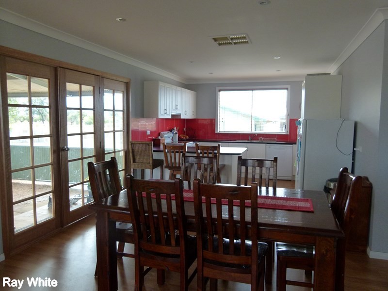 91 Wyndham Avenue, Forbes NSW 2871