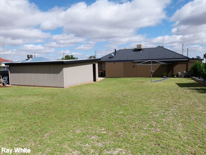 36 Clement Street, Forbes NSW 2871