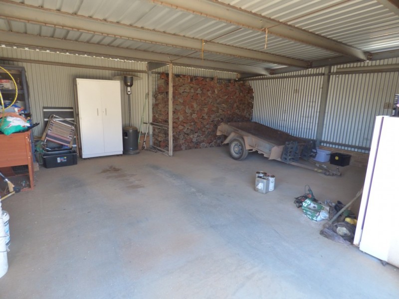 36 Clement Street, Forbes NSW 2871