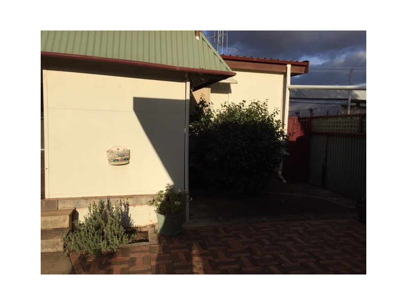 51 Tilga St, Canowindra NSW 2804