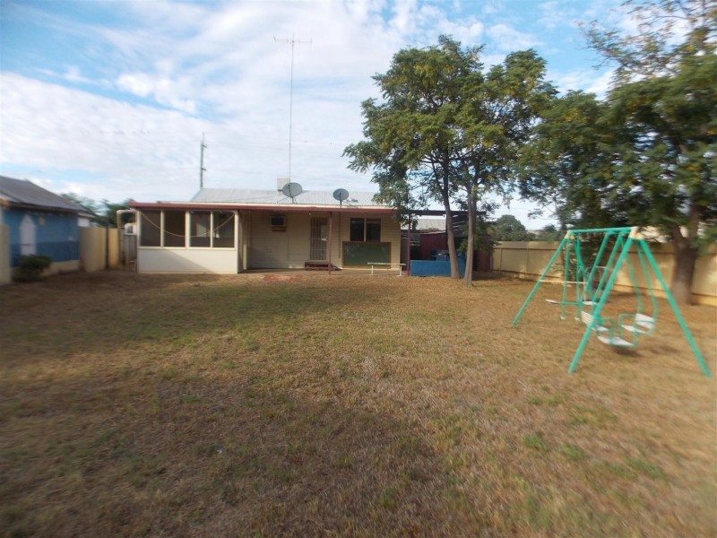 18 Haylock Street, Tullamore NSW 2874