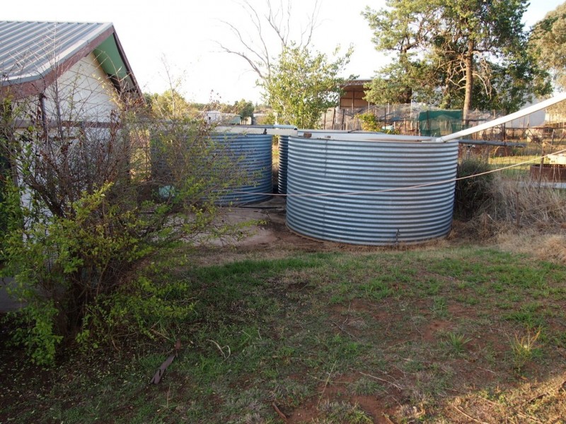 Iona 1a Welcome Road, Parkes NSW 2870