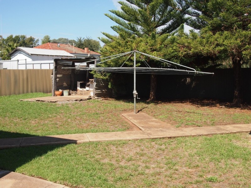 7 Callaghan Street, Parkes NSW 2870