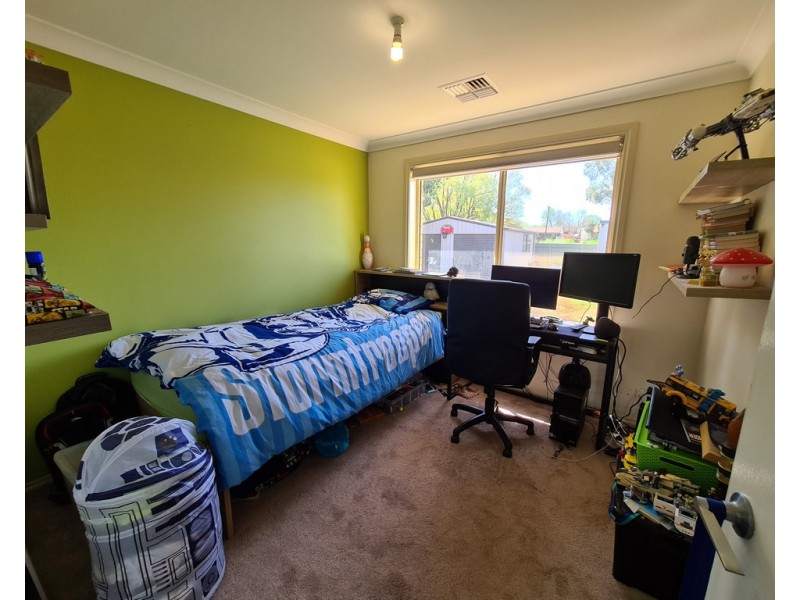54 Best Street, Parkes NSW 2870