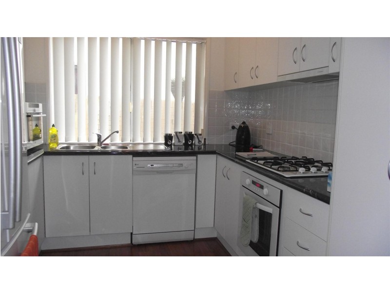 30 Moor Street, Parkes NSW 2870