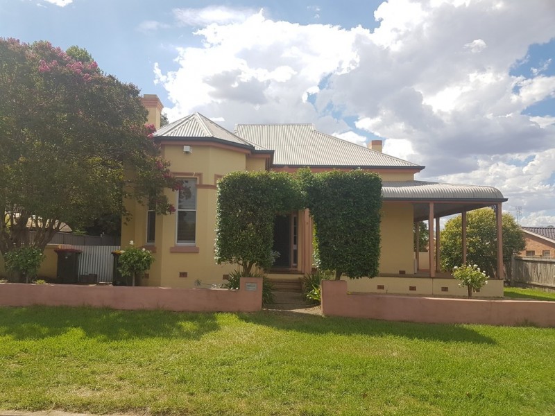 3 Dalton Street, Forbes NSW 2871