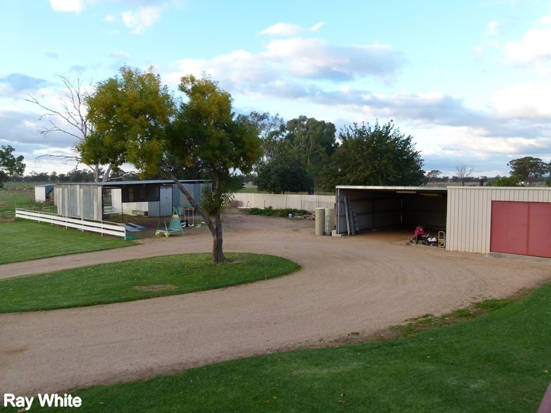 76 Rifle Range, Forbes NSW 2871