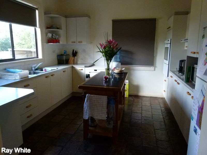 76 Rifle Range, Forbes NSW 2871