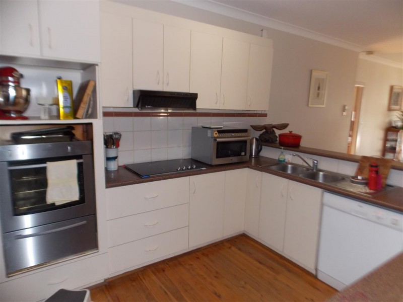 381 Clarinda Street, Parkes NSW 2870