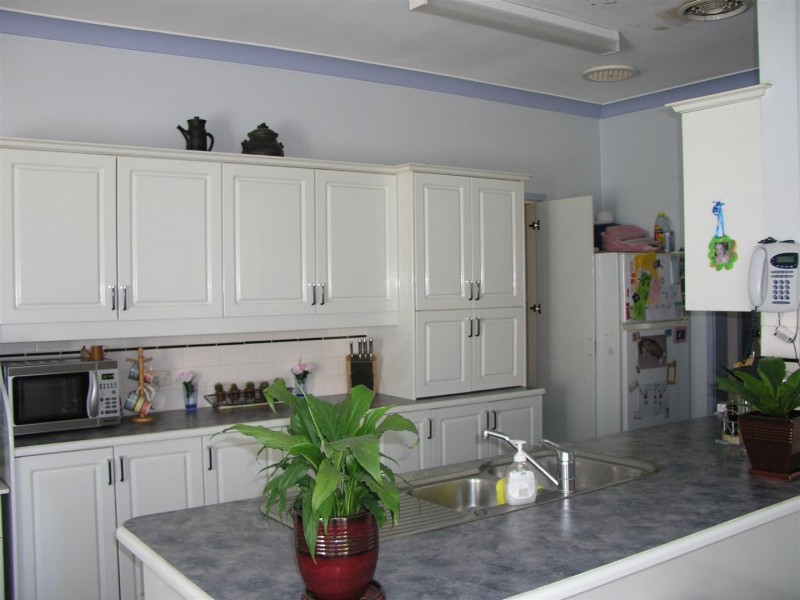 93 Dalton Street, Parkes NSW 2870