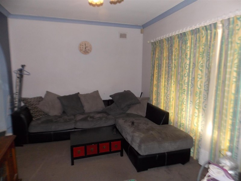 93 Dalton Street, Parkes NSW 2870