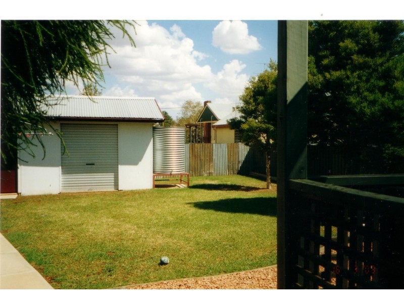 93 Dalton Street, Parkes NSW 2870