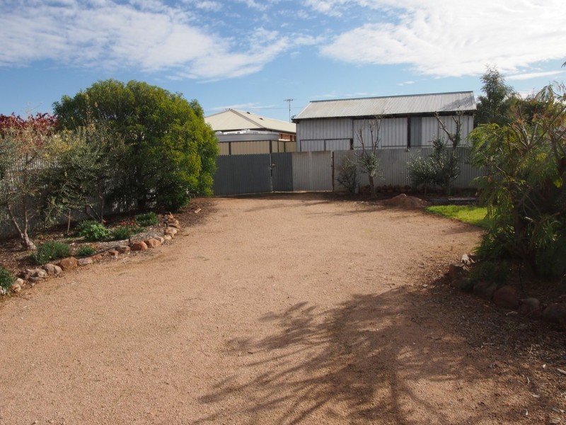 4a Cooke Street, Parkes NSW 2870