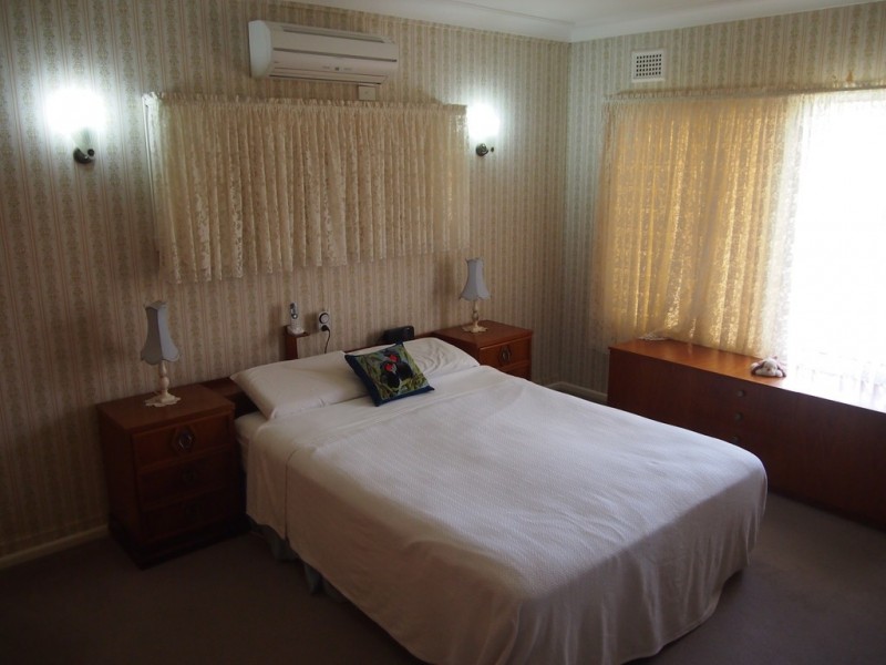 32 Want Street, Parkes NSW 2870