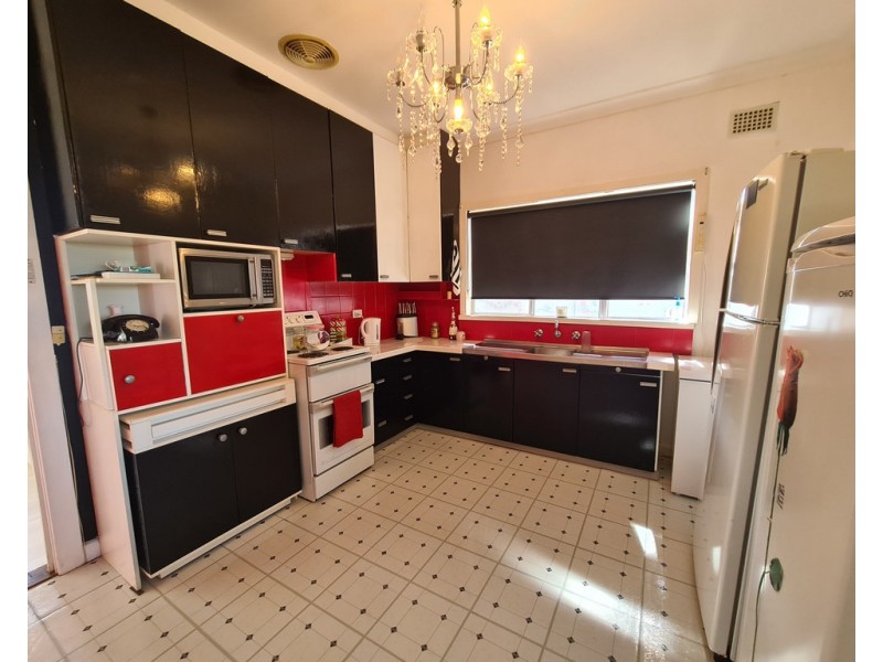 32 Want Street, Parkes NSW 2870