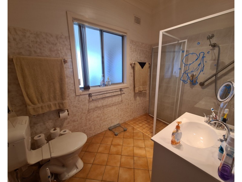 32 Want Street, Parkes NSW 2870