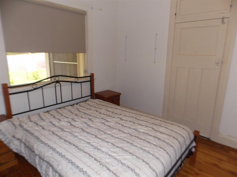 39 East Street, Parkes NSW 2870