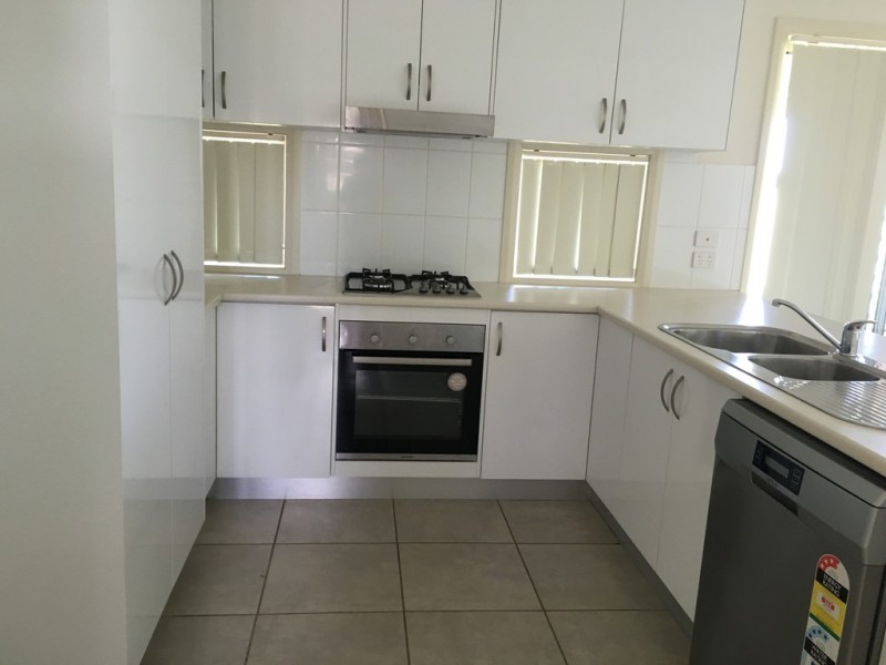 34 Warragrah Place, Parkes NSW 2870