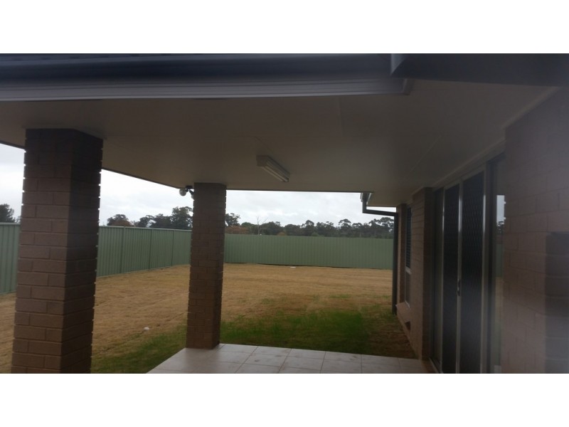34 Warragrah Place, Parkes NSW 2870