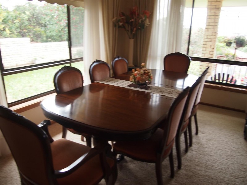 4-6 Mendos Place, Parkes NSW 2870