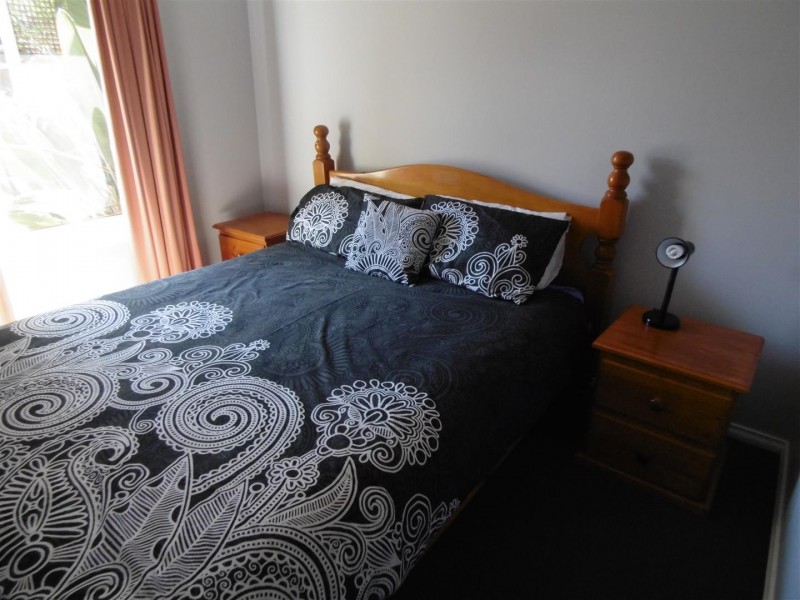8 Glengowrie Close, Parkes NSW 2870