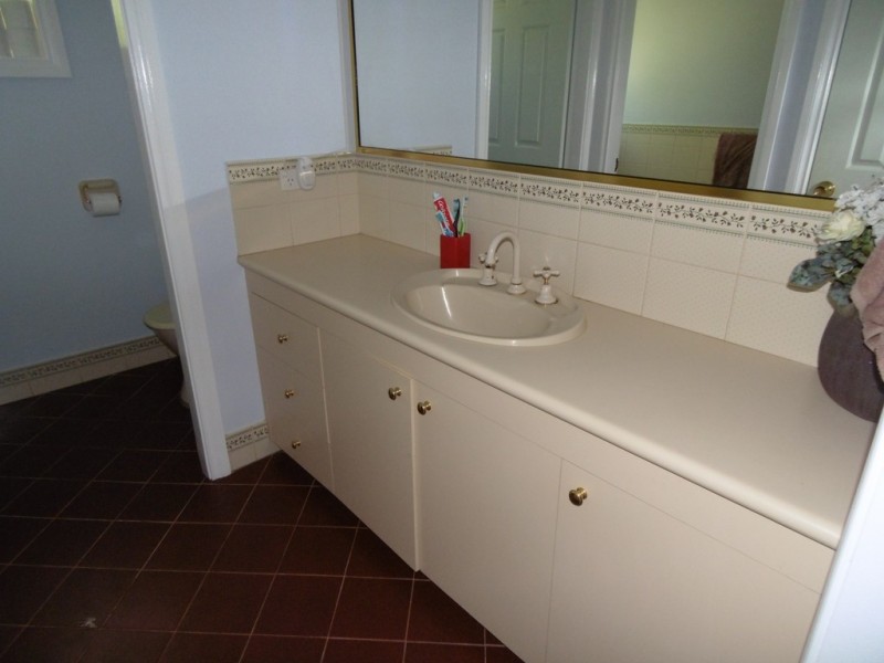 8 Glengowrie Close, Parkes NSW 2870
