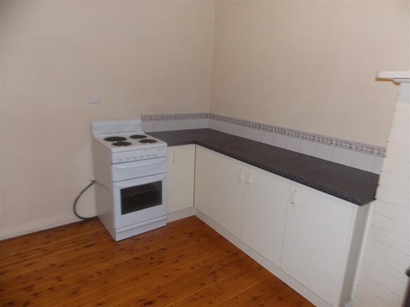 22A and 22B Close Street, Parkes NSW 2870