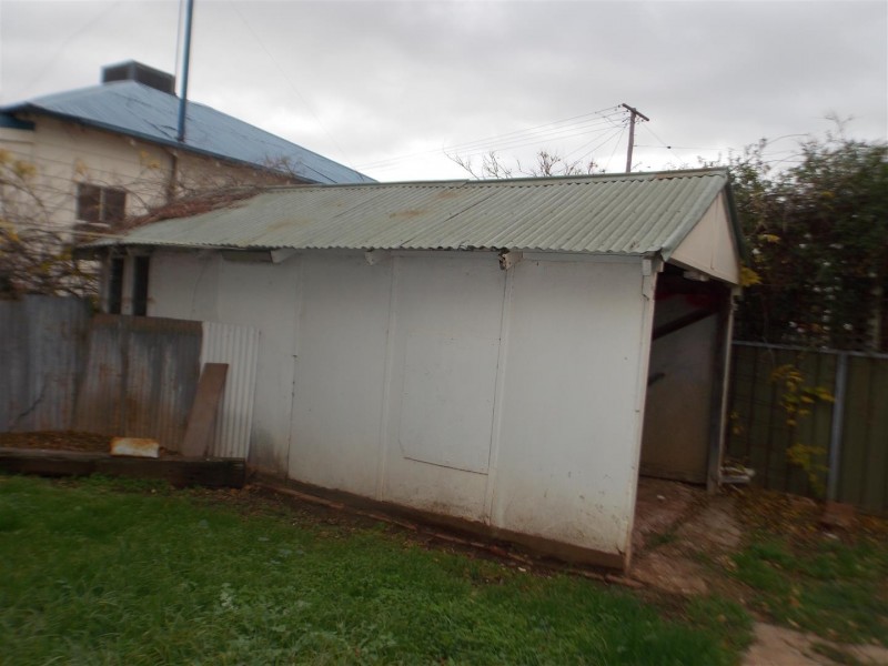 22A and 22B Close Street, Parkes NSW 2870