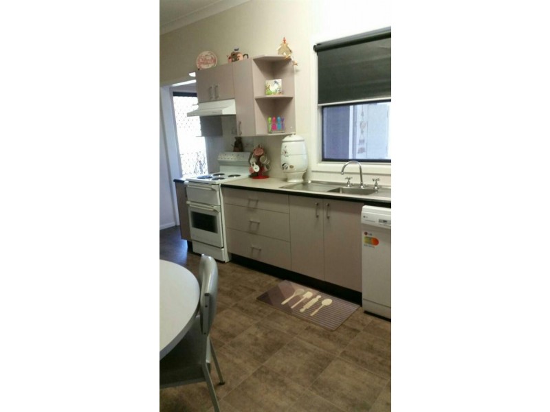 7 Hinkler Street, Tullamore NSW 2874