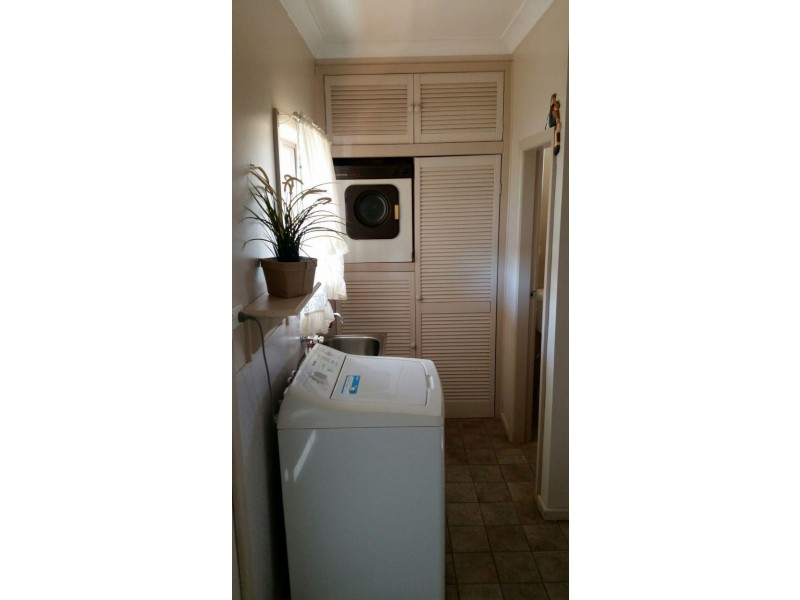 7 Hinkler Street, Tullamore NSW 2874