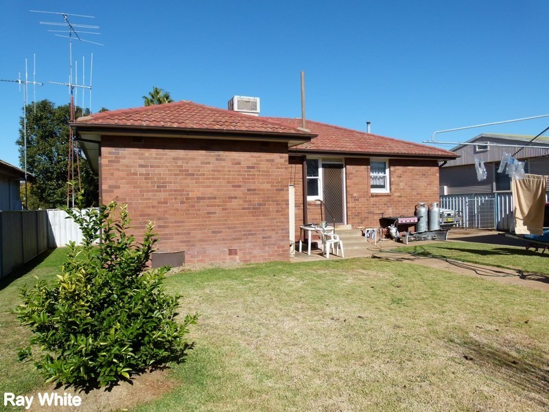 31 Scrivener Street, Forbes NSW 2871