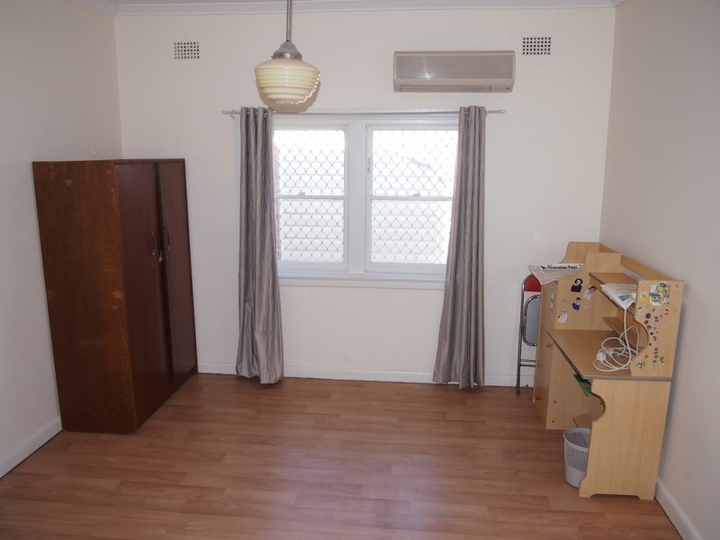 32a Currajong Street, Parkes NSW 2870