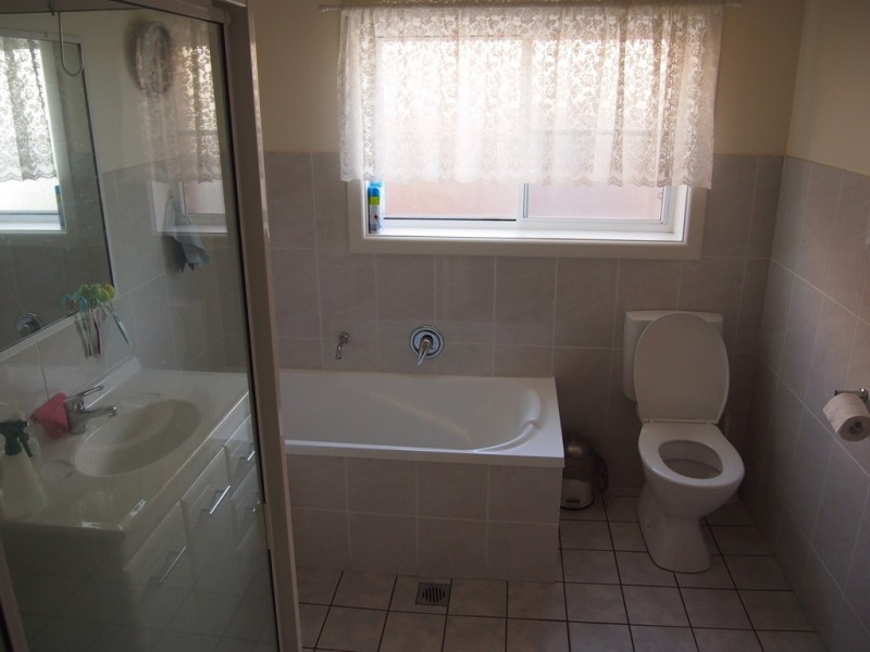 32a Currajong Street, Parkes NSW 2870