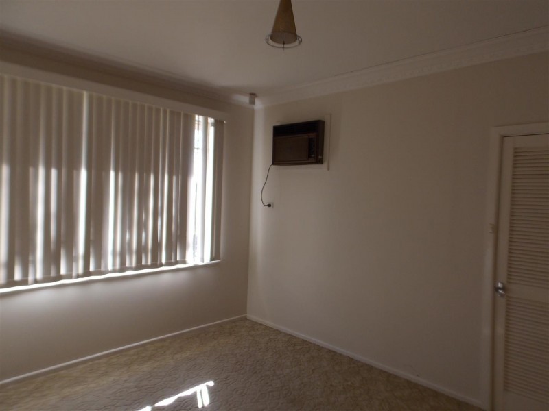 5a Bushman Street, Parkes NSW 2870