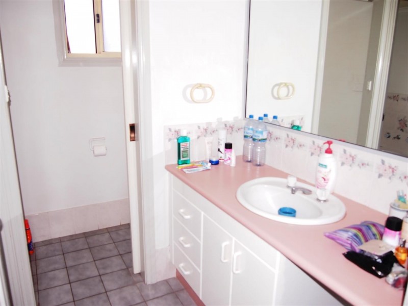 5 Paterson Street, Parkes NSW 2870