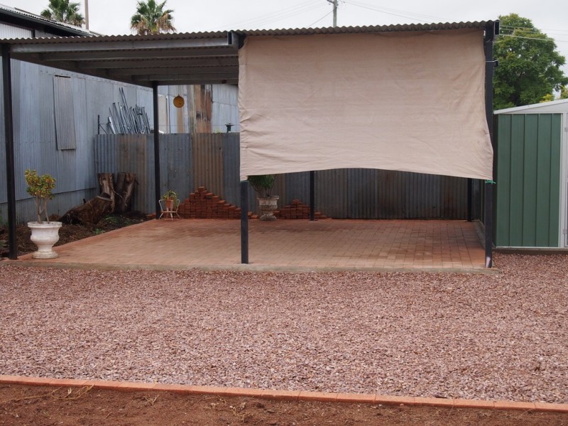7 Harding Ave, Condobolin NSW 2877