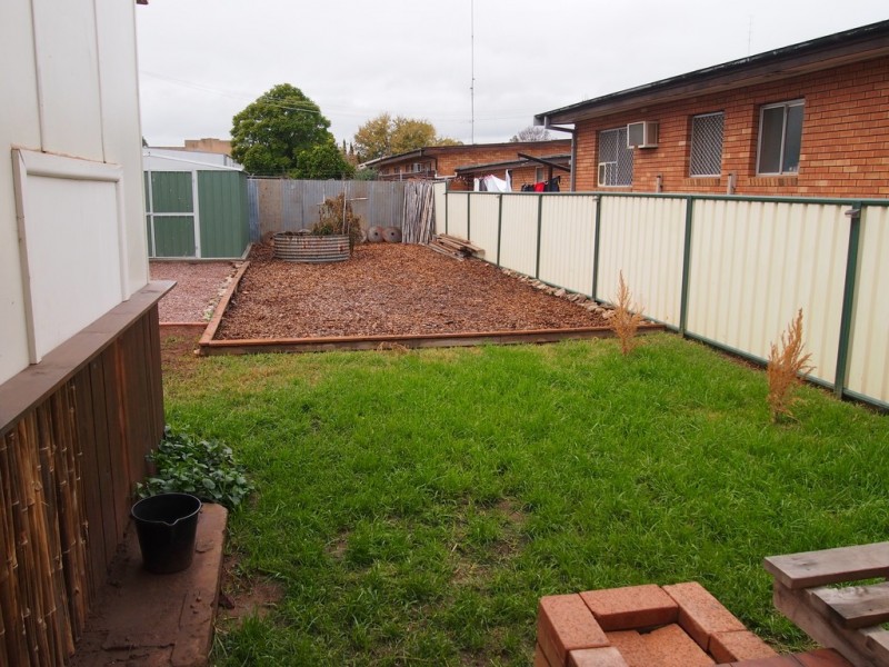 7 Harding Ave, Condobolin NSW 2877
