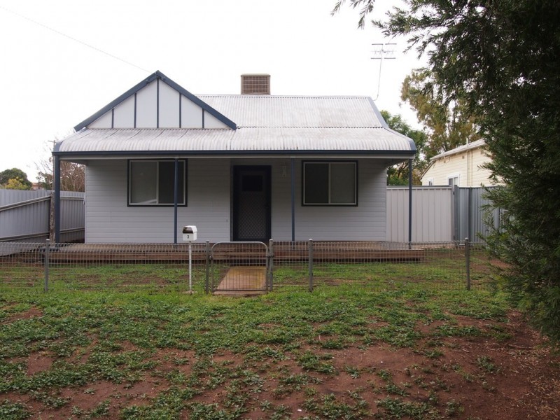 3 Lachlan Street, Condobolin NSW 2877
