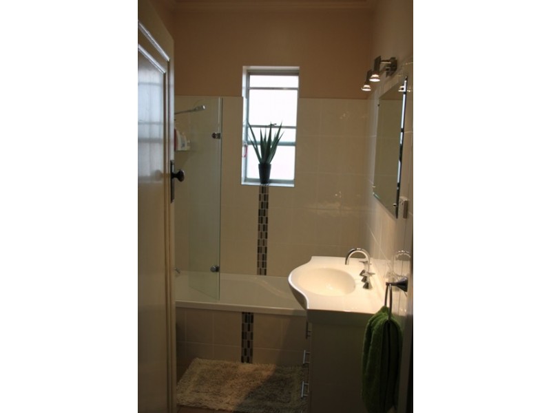 36 Close Street, Parkes NSW 2870