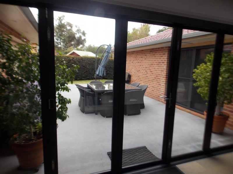 9 Glenburnie Close, Parkes NSW 2870