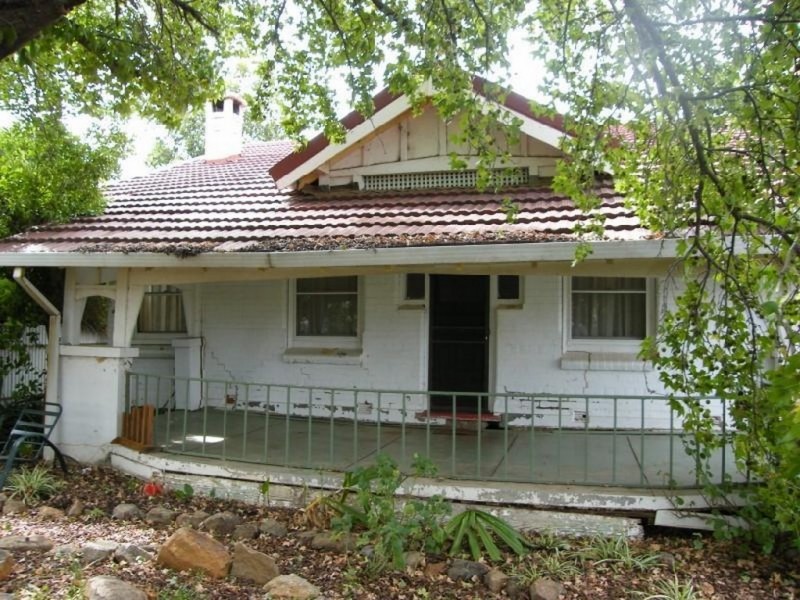 20 Spring Street, Forbes NSW 2871