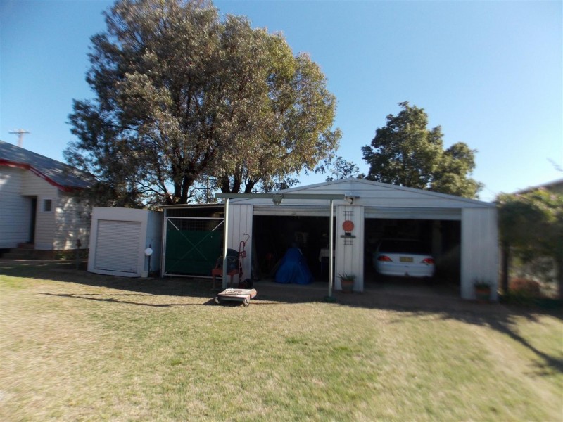 10 Haylock Street, Tullamore NSW 2874