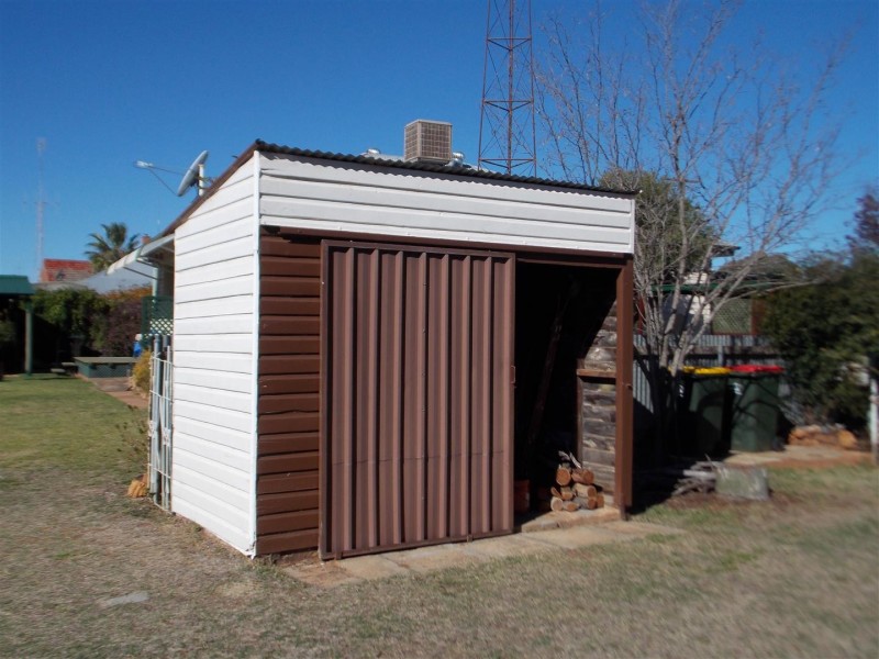 10 Haylock Street, Tullamore NSW 2874