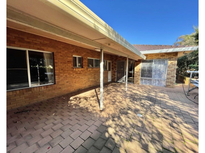 36 Mengarvie Road, Parkes NSW 2870