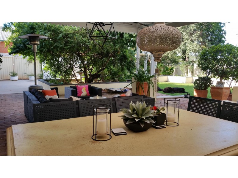 32 Bushman Street, Parkes NSW 2870