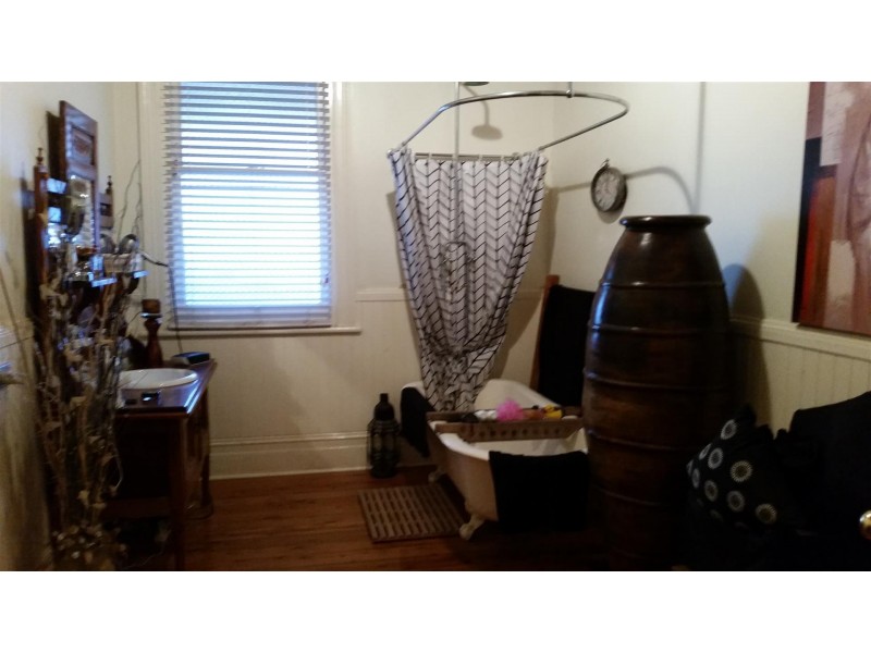 32 Bushman Street, Parkes NSW 2870