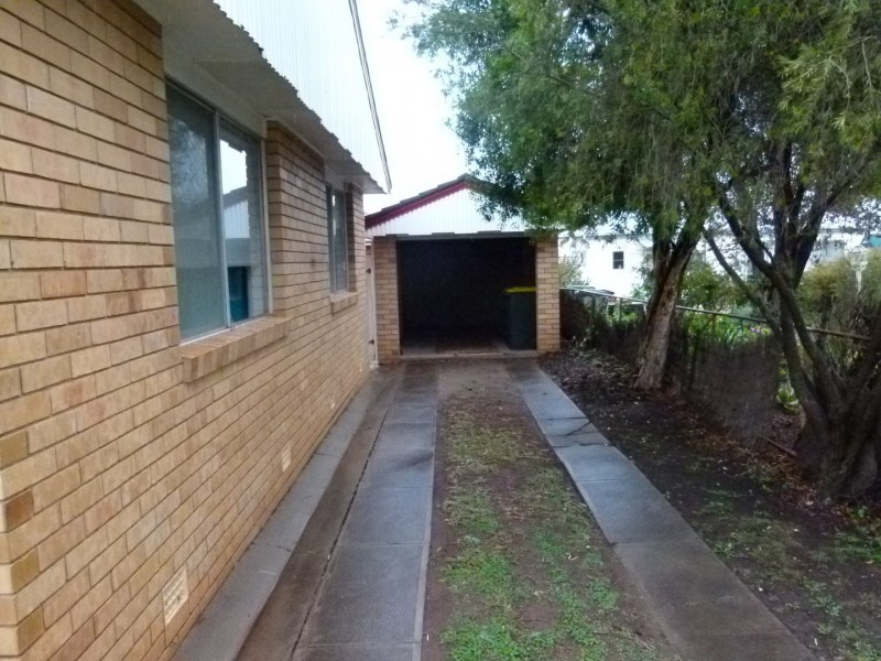 24 Johnson Street, Forbes NSW 2871