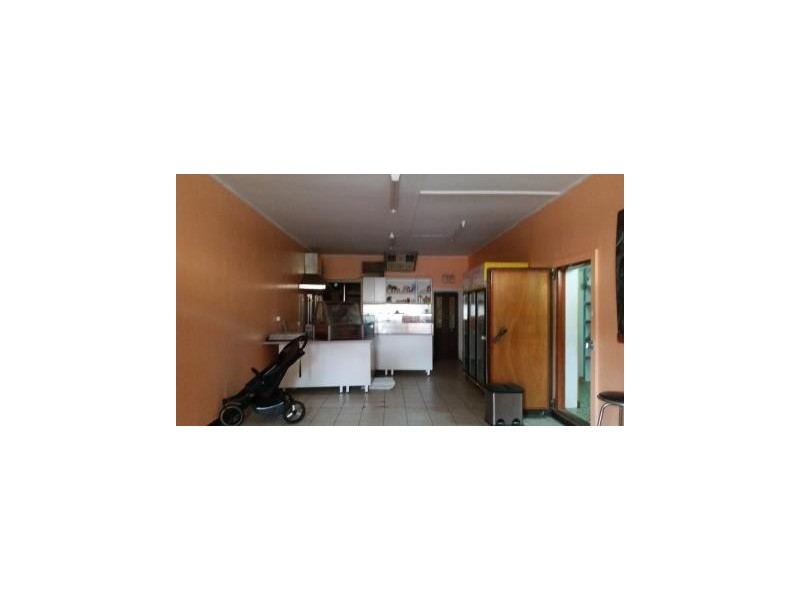 84 Caswell St, Peak Hill NSW 2869