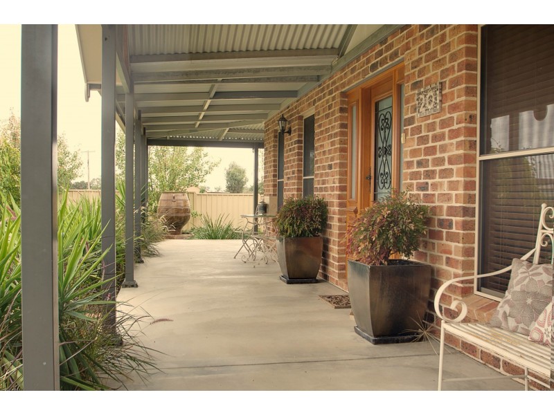 20A York Street, Forbes NSW 2871
